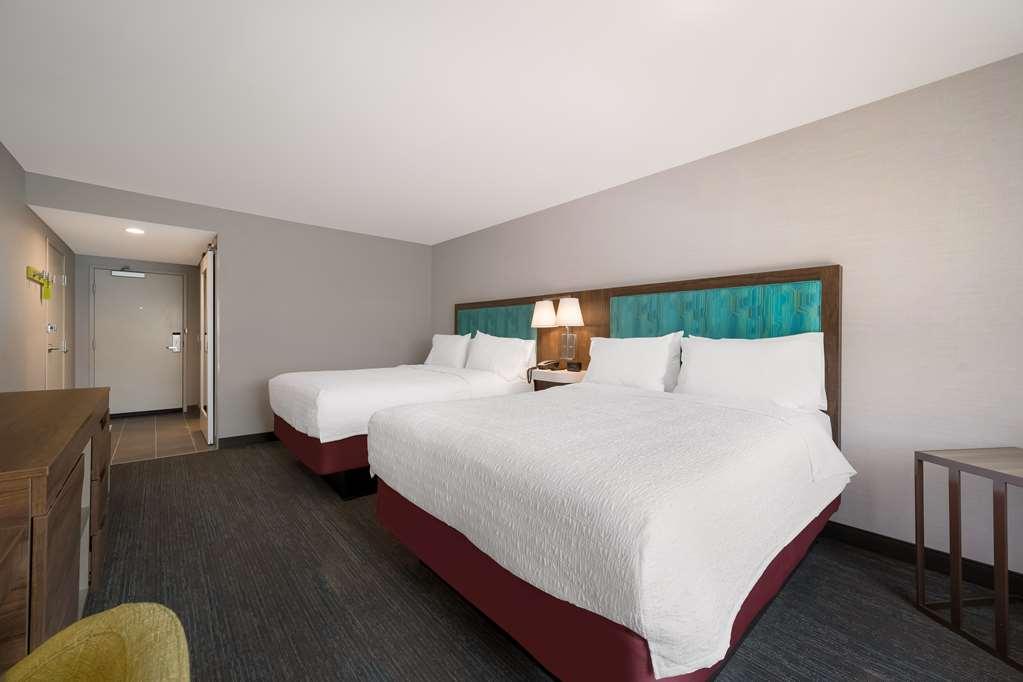 Hampton Inn By Hilton Detroit Southfield Room photo