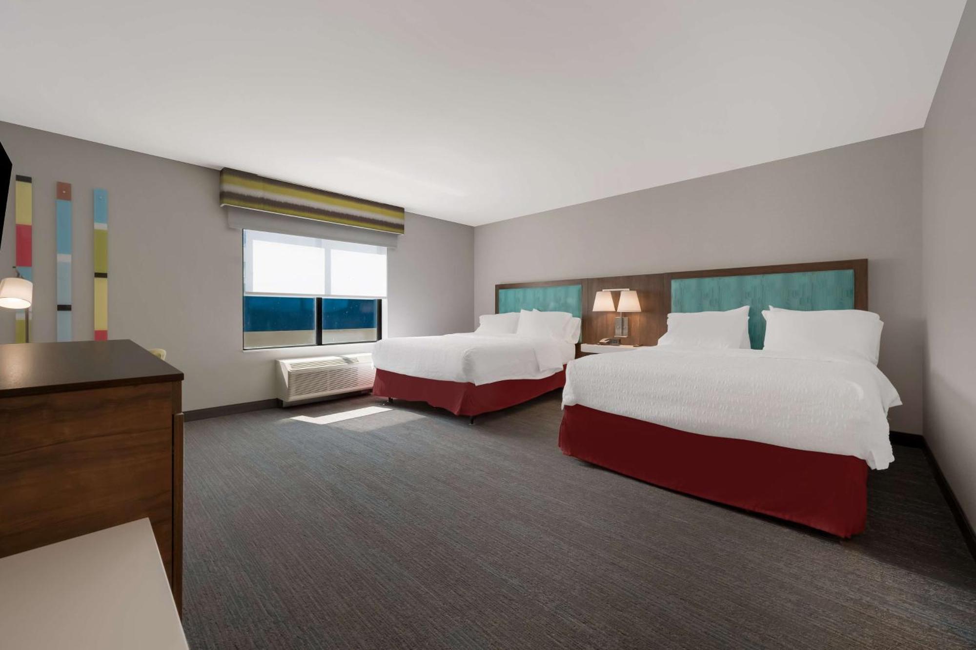 Hampton Inn By Hilton Detroit Southfield Exterior photo