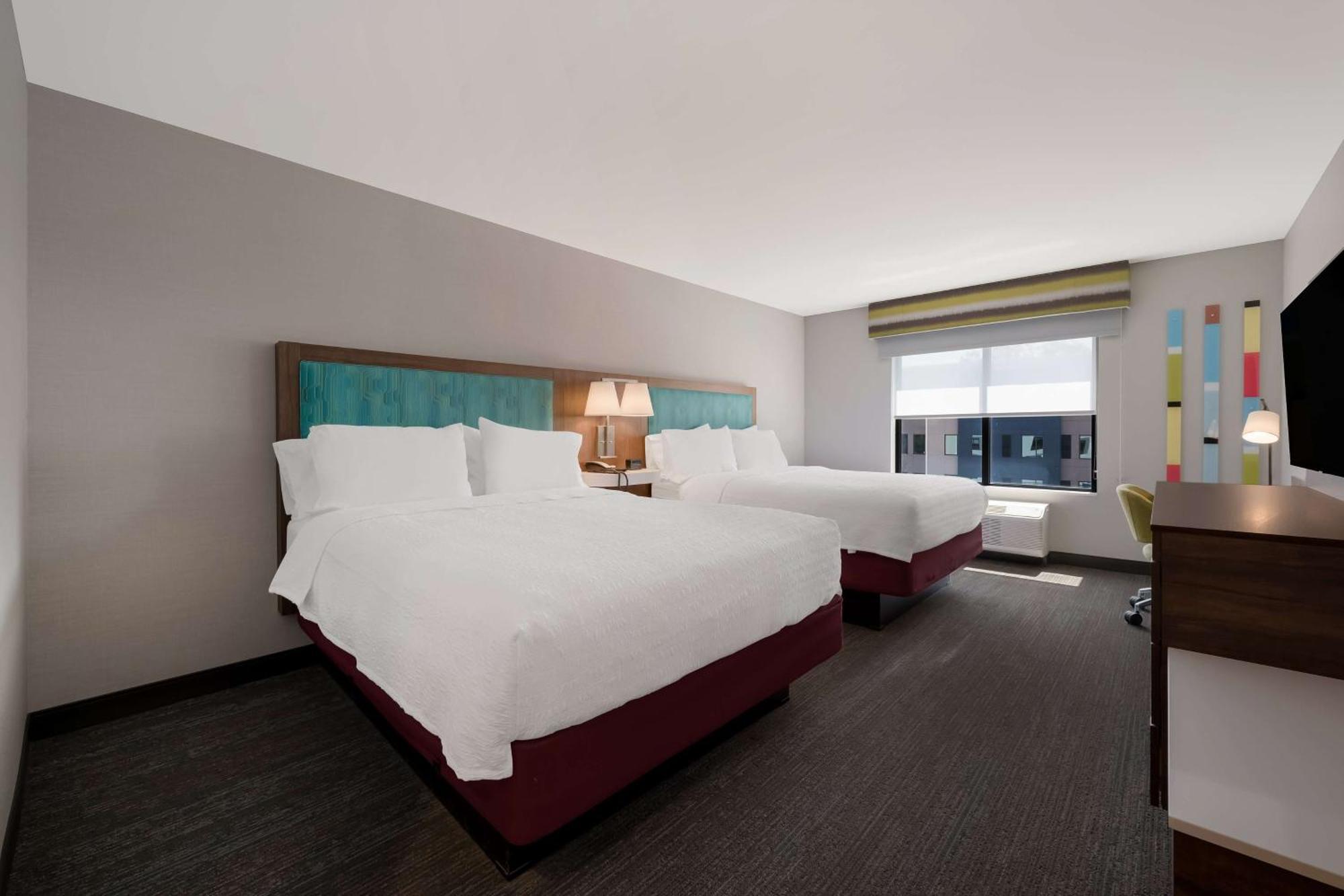 Hampton Inn By Hilton Detroit Southfield Exterior photo